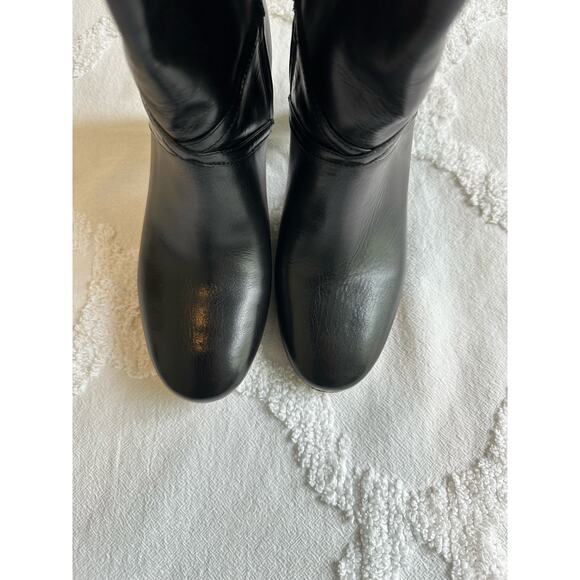 Tory Burch NWOT Pull On Knee High Black Leather Boots Sz. 8.5 - Picture 3 of 9